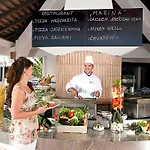 Lanterna Resort