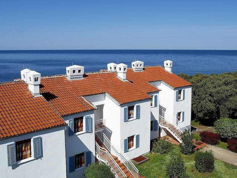 Lanterna Aparthotel 2*